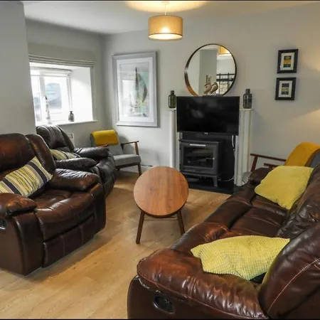 Cheerful 3 Bed In The Heart Of Fethard Village Exterior photo