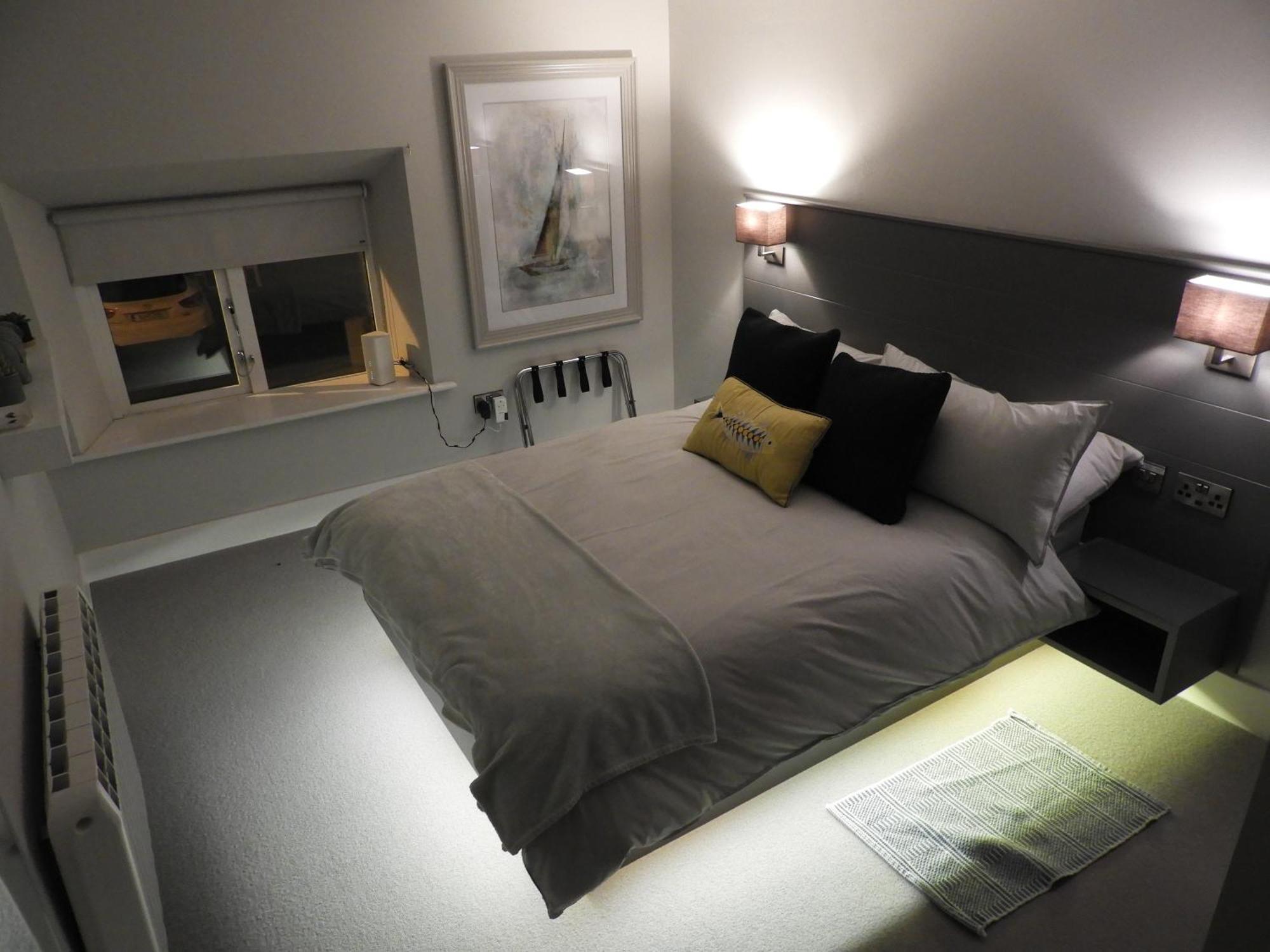 Holiday home Cheerful 3 Bed In The Heart Of Village